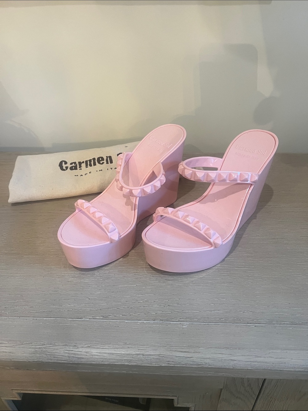 Women’s Carmen Sol Tonino mid wedge size 7 jelly baby  pink